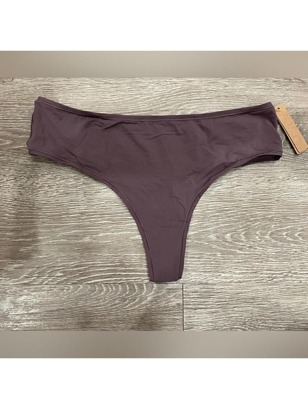 NWT SKIMS Fits Everybody Plum Thong, women’s size 3x